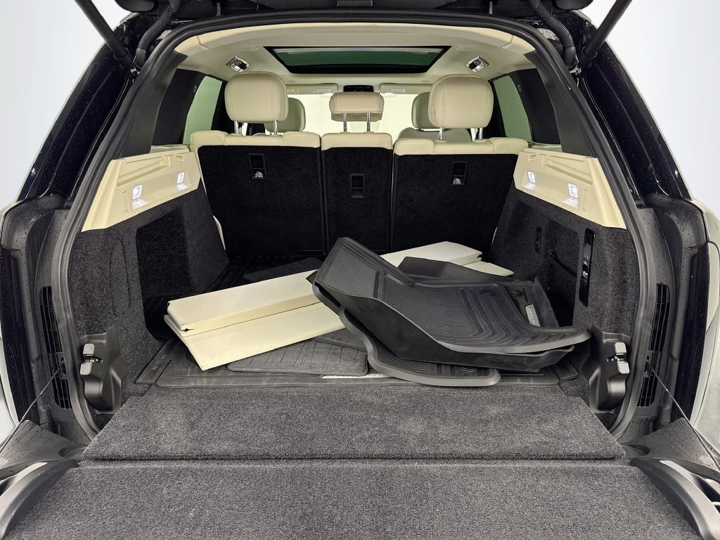 Certified 2023 Land Rover Range Rover SE AWD/4WD image 27