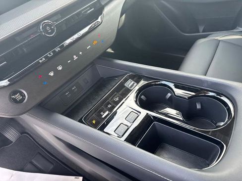 Certified 2025 Nissan Murano SV image 20