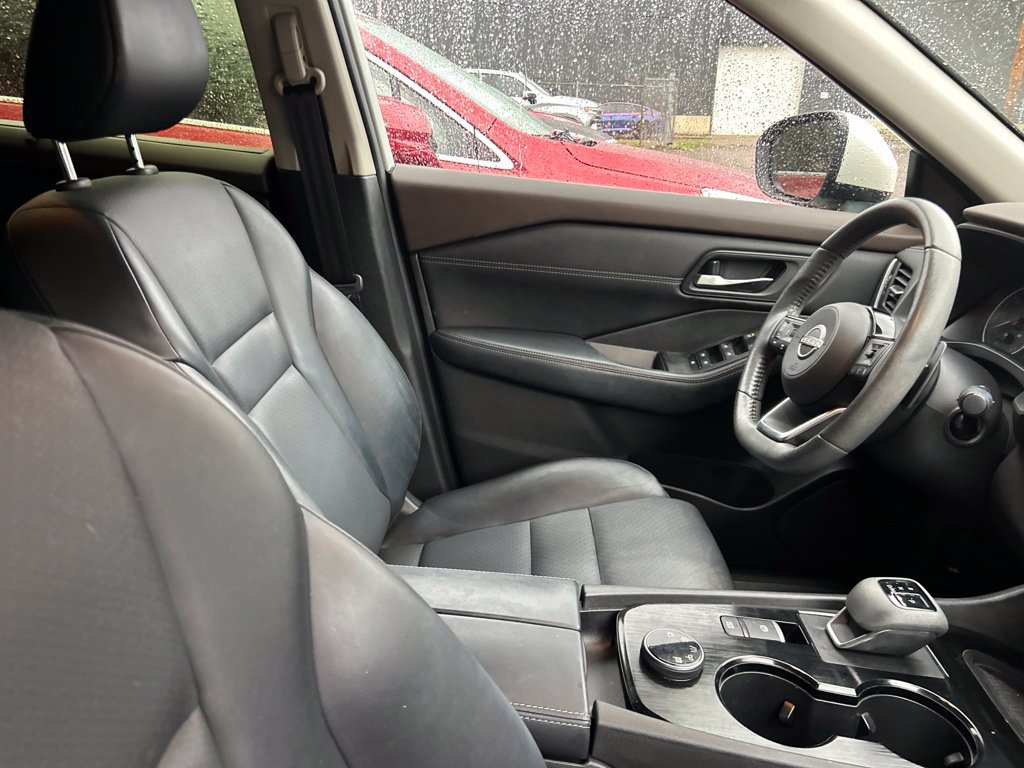 Used 2023 Nissan Rogue SV w/ SV Premium B Package AWD/4WD image 11