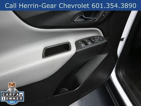 Used 2024 Chevrolet Equinox LS image 4