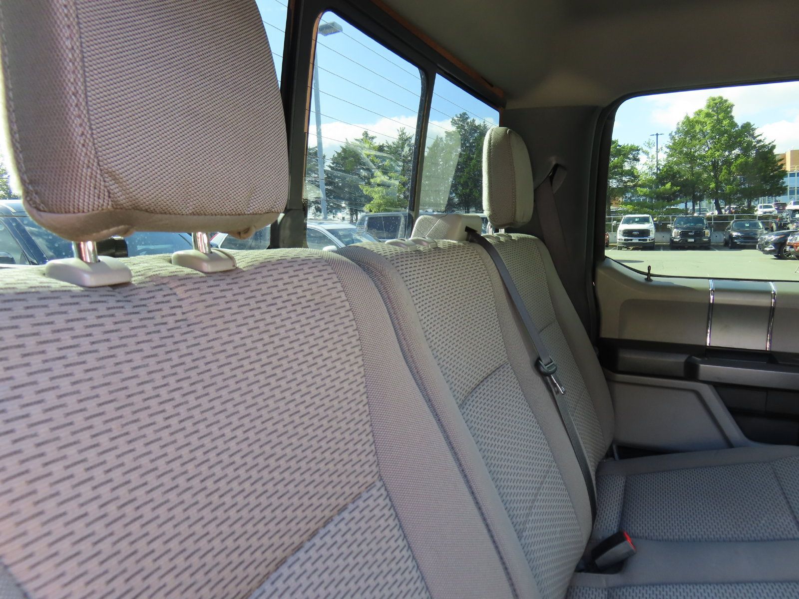 Used 2022 Ford F350 XLT w/ Black Appearance Package AWD/4WD image 34