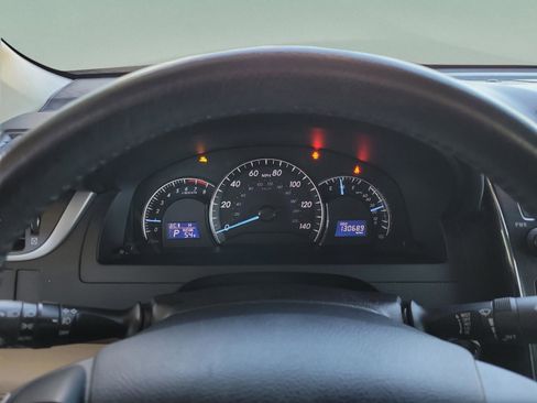 Used 2014 Toyota Camry XLE w/ Leather Package image 15