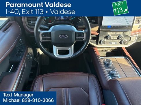 Used 2024 Ford Expedition Limited image 15