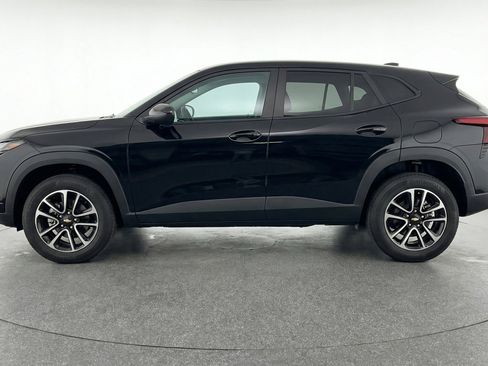 Used 2025 Chevrolet TrailBlazer LT image 5