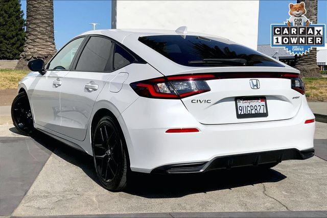 Used 2025 Honda Civic Sport image 12
