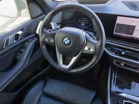Used 2024 BMW X5 xDrive50e image 19