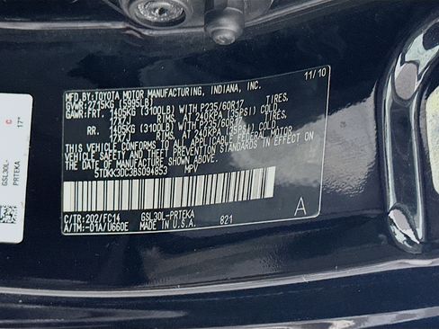 Used 2011 Toyota Sienna LE w/ Towing Pkg FWD image 12
