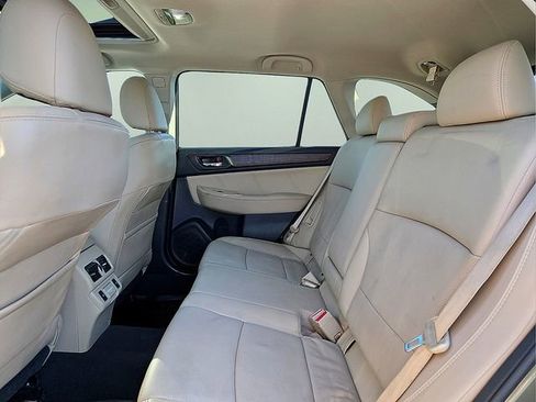 Used 2018 Subaru Outback 2.5i Limited image 13