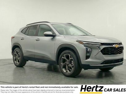 Used 2025 Chevrolet Trax LT