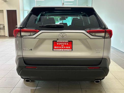 Certified 2023 Toyota RAV4 XLE Premium AWD/4WD image 5