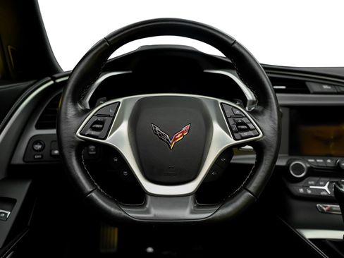 Used 2017 Chevrolet Corvette Stingray Convertible w/ 2LT Preferred Equipment Group RWD image 31