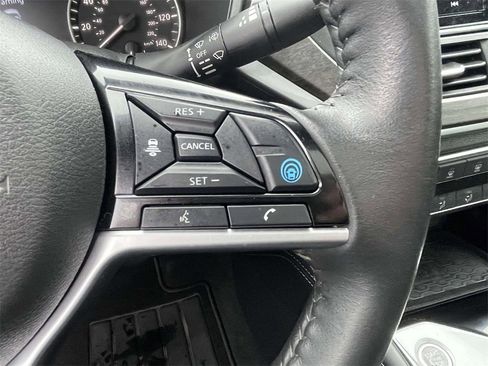 Used 2024 Nissan Altima 2.5 SV w/ SV Premium Package image 20