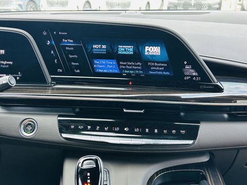 Used 2022 Cadillac Escalade Sport w/ Touring Package image 28