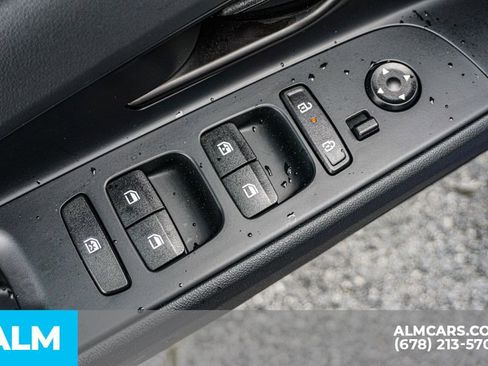 Used 2025 Hyundai Elantra Sport FWD image 47