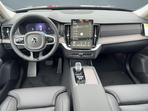 New 2026 Volvo XC90 B5 Ultra w/ Protection Package AWD/4WD image 26