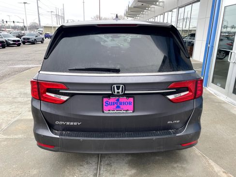 Certified 2022 Honda Odyssey Elite image 3