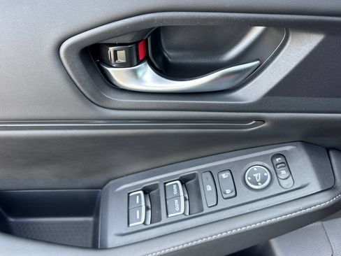 Certified 2025 Honda Accord Sport image 13