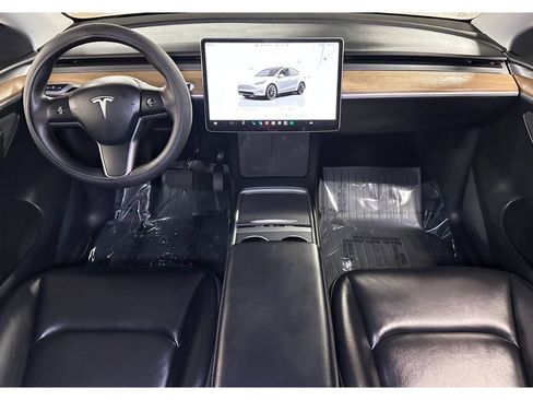 Used 2023 Tesla Model Y Long Range AWD/4WD image 22