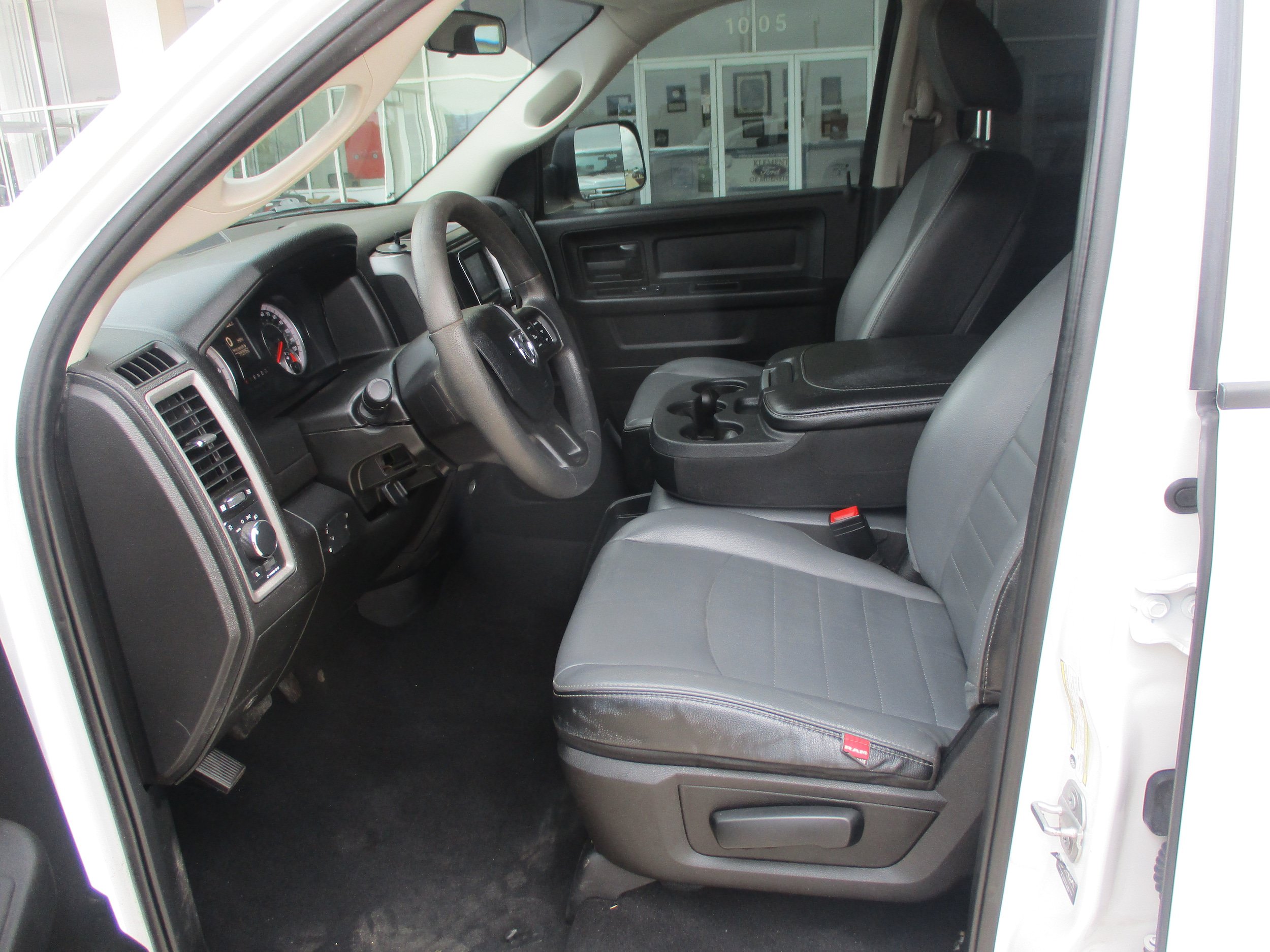 Used 2021 RAM 1500 Tradesman w/ Trailer Tow Group AWD/4WD image 4