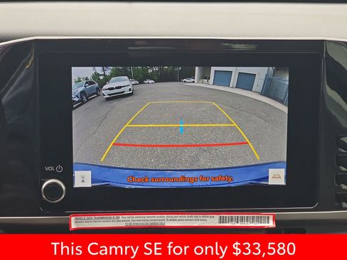 Used 2026 Toyota Camry SE FWD image 28