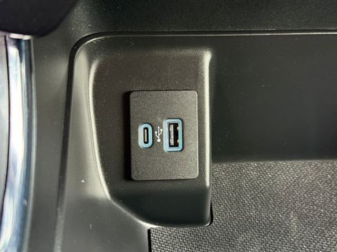 Used 2023 Ford F150 XLT w/ Equipment Group 302A High image 13