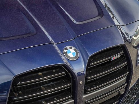 Used 2021 BMW M4 Coupe w/ Executive Package RWD image 9
