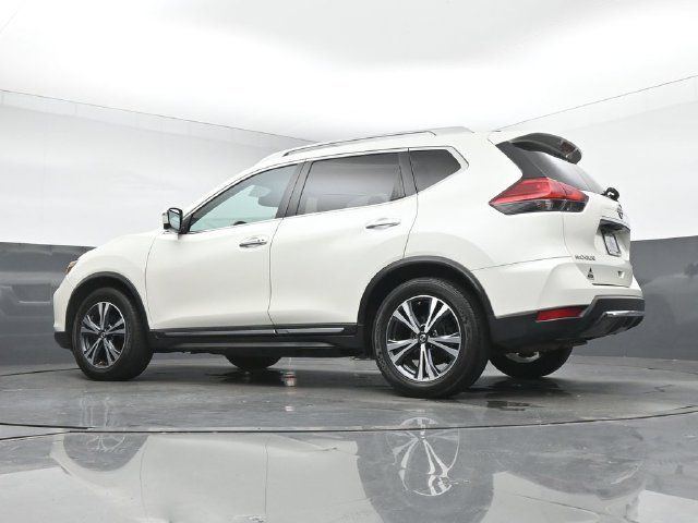 Used 2017 Nissan Rogue SL w/ SL Premium Package FWD image 34