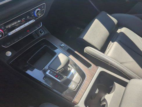 Certified 2024 Audi Q5 2.0T Premium w/ Convenience Package image 23