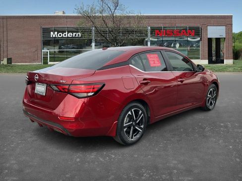 Used 2024 Nissan Sentra SV image 4