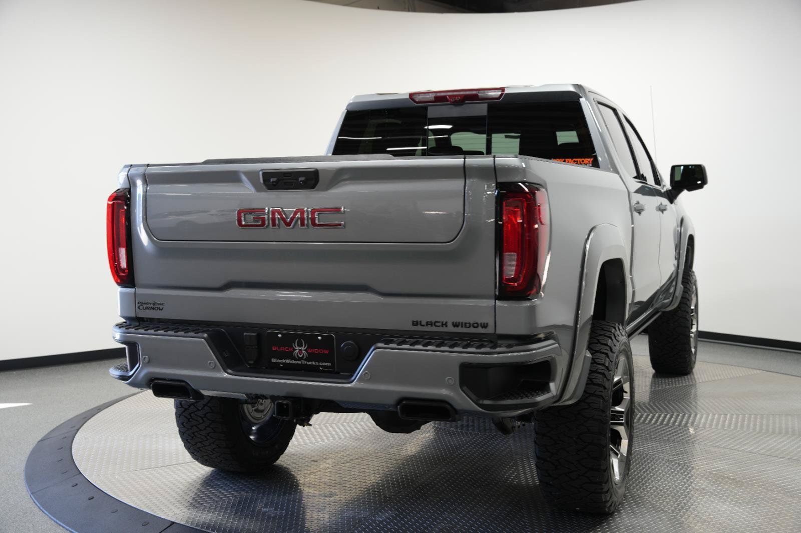 New 2026 GMC Sierra 1500 AT4 w/ AT4 Premium Package AWD/4WD image 10