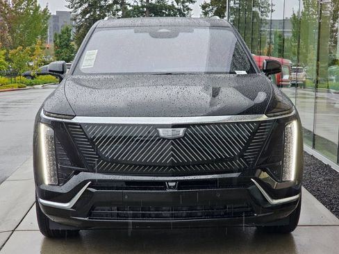 New 2027 Cadillac Vistiq Luxury AWD/4WD image 8
