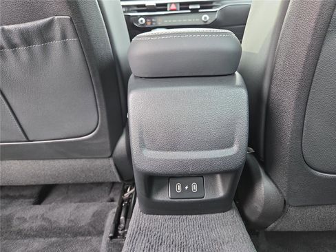 Used 2025 Kia K5 GT-Line w/ GT-Line Premium Package image 28