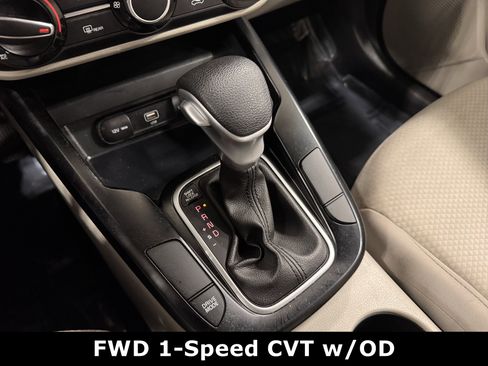 Used 2020 Kia Soul LX image 10