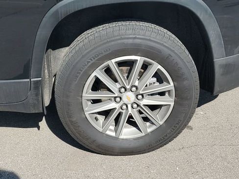 Used 2022 Chevrolet Traverse LT AWD/4WD image 38