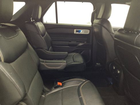 Used 2020 Ford Explorer ST w/ ST Street Pack image 19