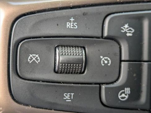 Used 2023 Chevrolet Tahoe High Country RWD image 10