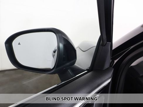 New 2026 Mitsubishi Outlander ES FWD image 5