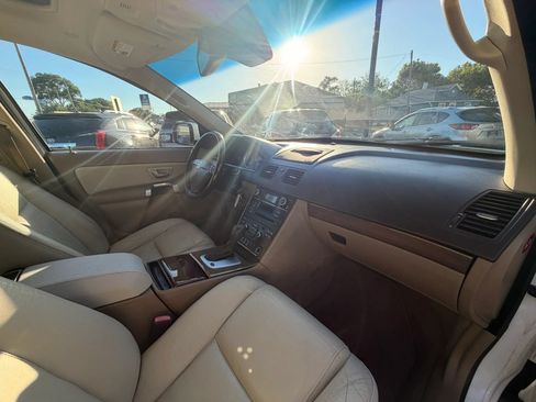 Used 2011 Volvo XC90 3.2 AWD/4WD image 18