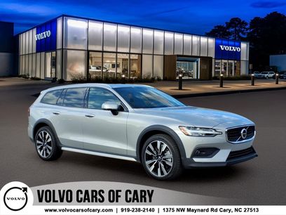 Used 2024 Volvo V60 B5 Cross Country Ultimate