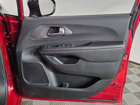 New 2026 Chrysler Pacifica Select image 35