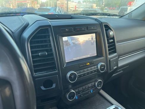 Used 2021 Ford Expedition Limited RWD image 26