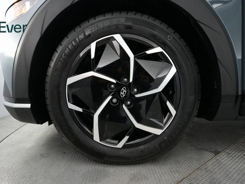 Used 2024 Hyundai Ioniq 5 SEL image 17