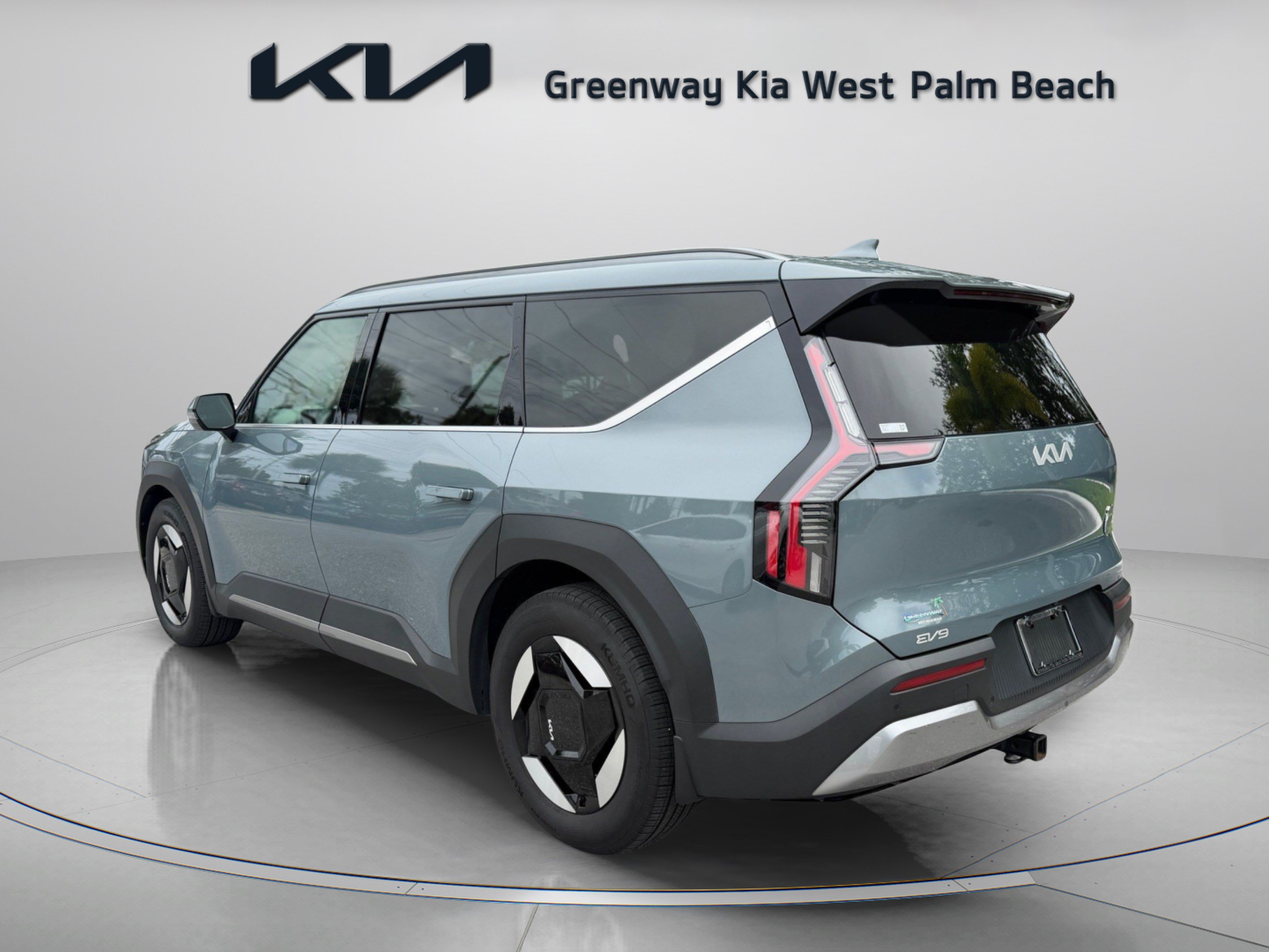 Used 2024 Kia EV9 Wind AWD/4WD image 5