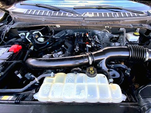 Certified 2023 Ford Expedition Max Platinum image 29