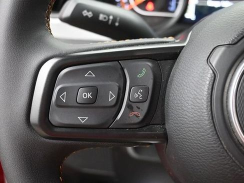 Used 2024 Jeep Gladiator Sport AWD/4WD image 9