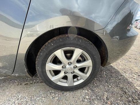 Used 2011 MAZDA MAZDA3 i Touring FWD image 14