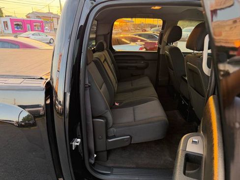 Used 2013 Chevrolet Silverado 1500 LT RWD image 16