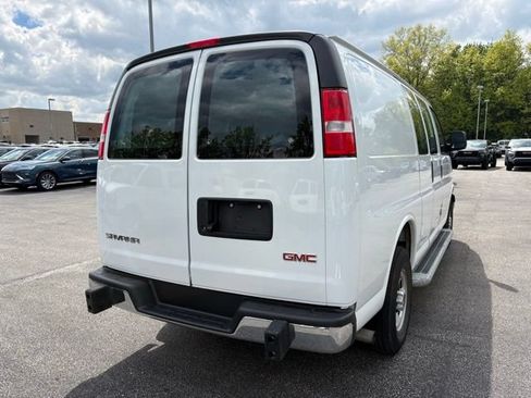 Used 2024 GMC Savana 2500 w/ Driver Convenience Package RWD image 5