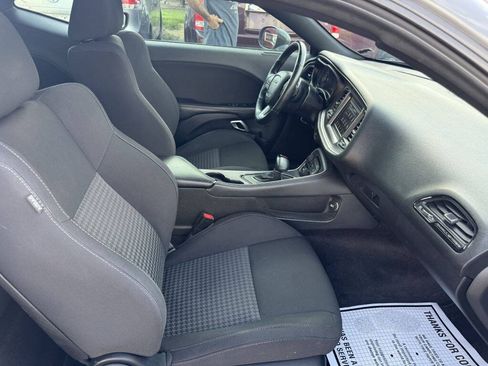Used 2019 Dodge Challenger GT w/ Blacktop Package AWD/4WD image 20