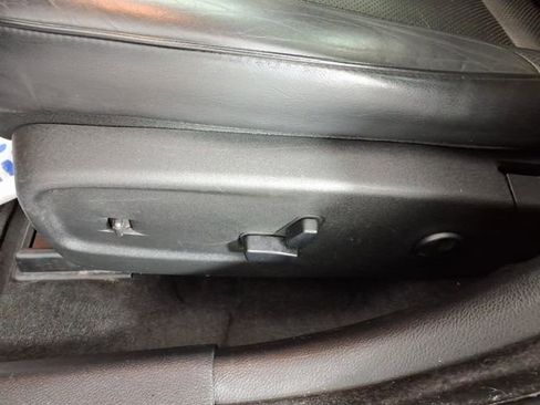 Used 2013 Chrysler 300 C RWD image 14